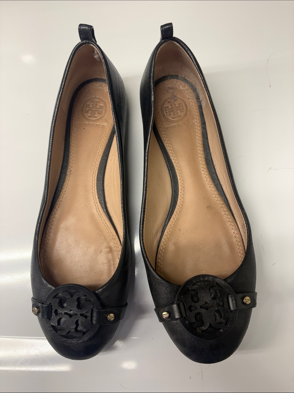 Tory Burch Black Leather Logo Round-Toe Flats